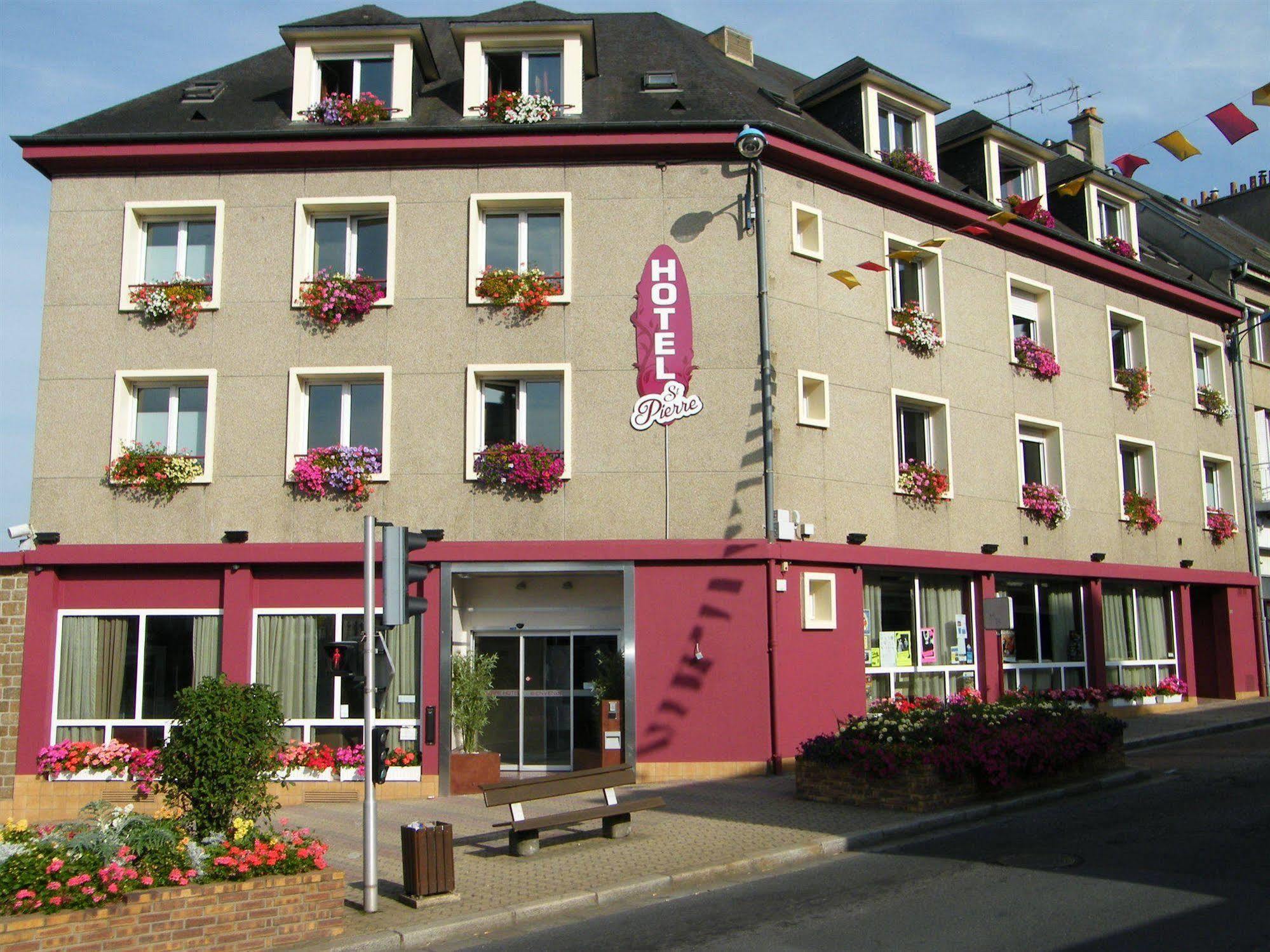 Hôtel Saint-Pierre Viré Exterior foto